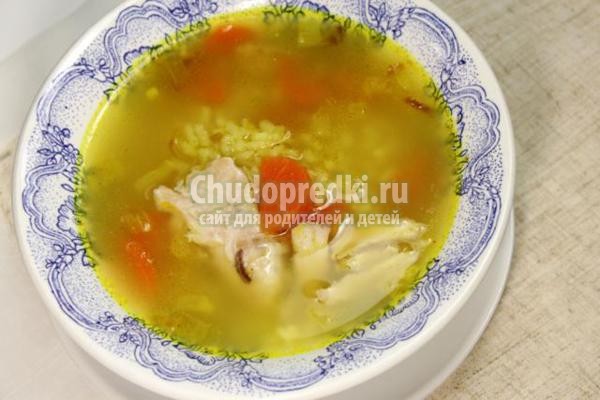 острый куриный суп с карри