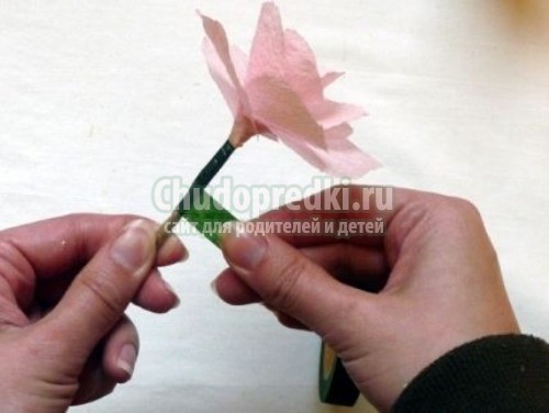 Цветы своими руками из бумаги